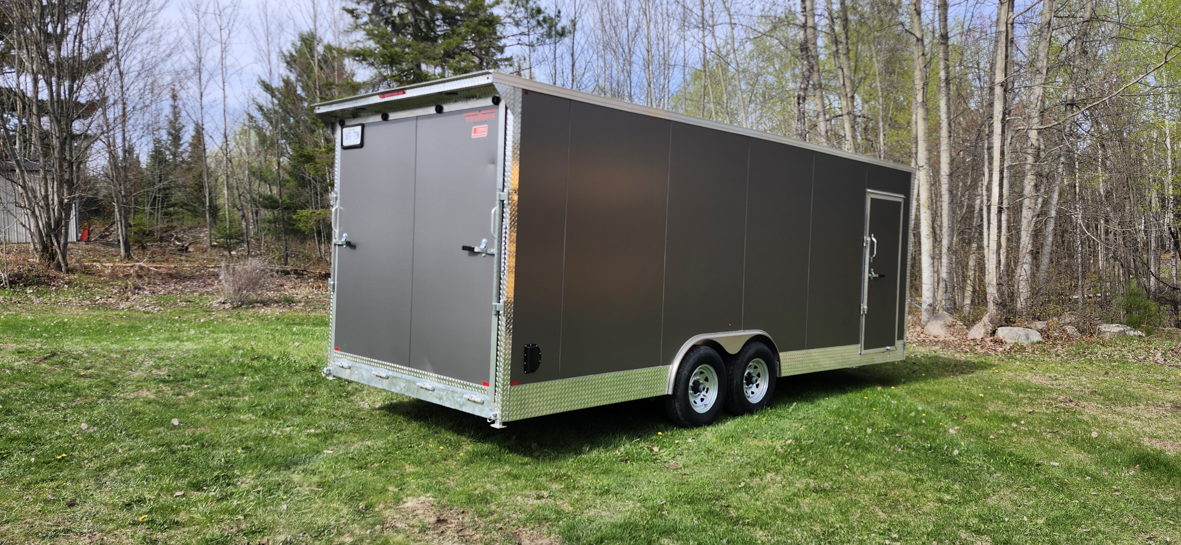 22ft Enclosed Trailer view 5